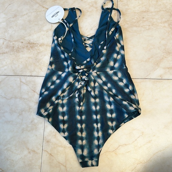 NWT MAILLOT ONE PIECE SWIMSUIT - Picture 5 of 5